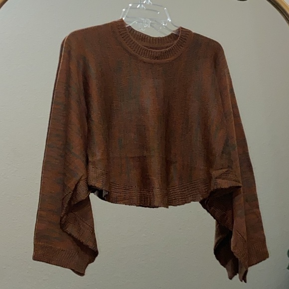 Olivaceous Knit Crop Top Dolman Sleeve Sweater/Poncho Size S/M - Picture 1 of 7